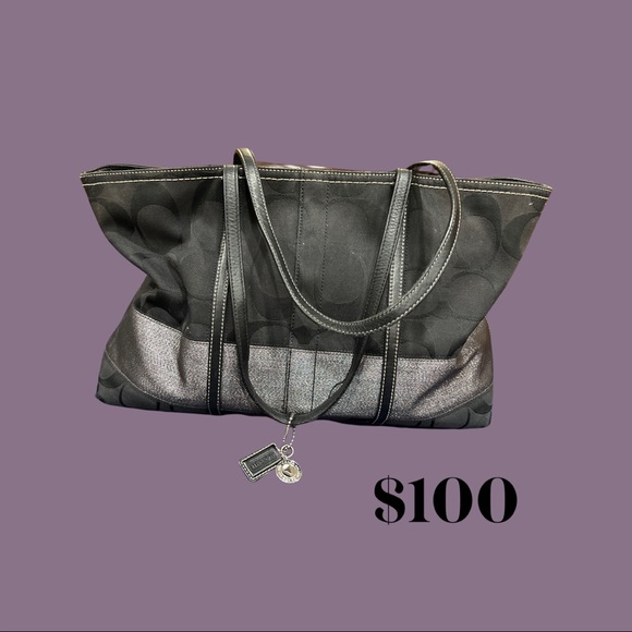 Handbags - Coach purse